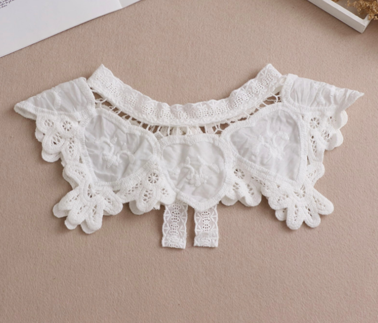 Off White / Removable Fake Collar, False Collar, Removable Collar B15(K)-small