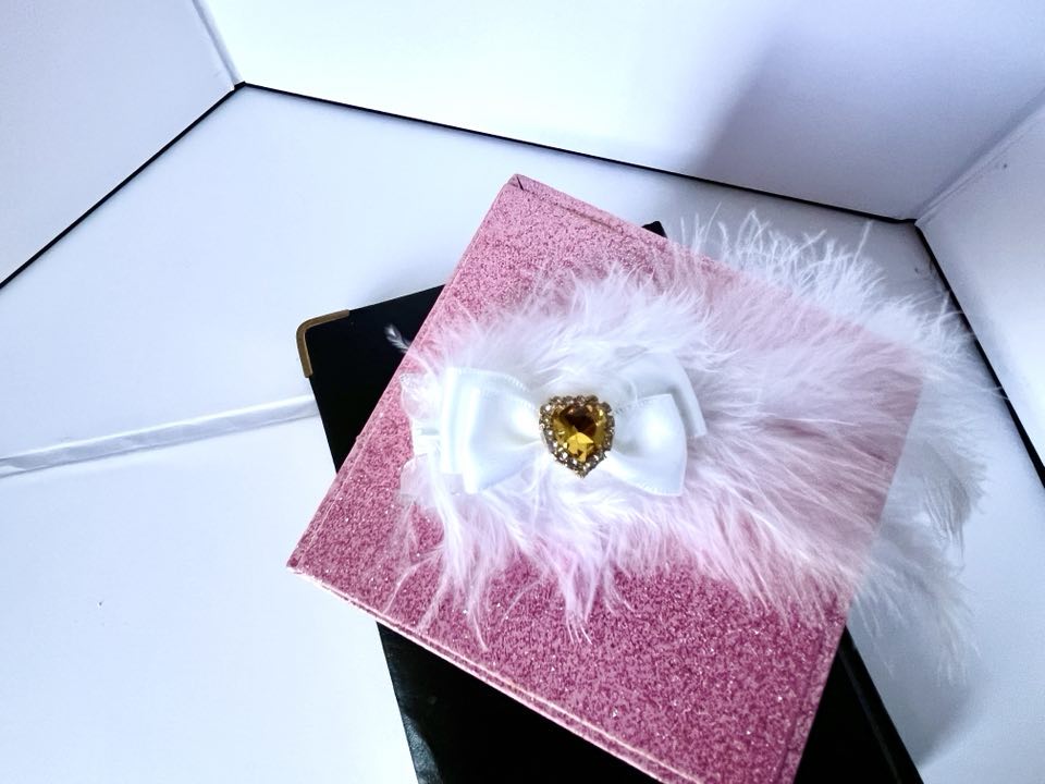 Pure White Handmade Wedding Clip, Party Accessories CC006