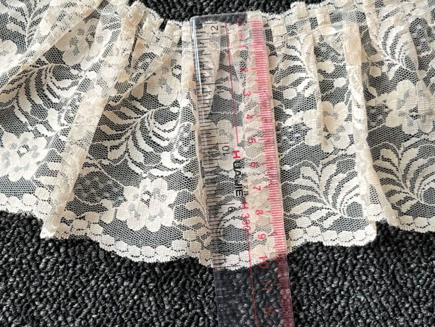 2 meters / 10cm / Champagne / Lace Trim LF034