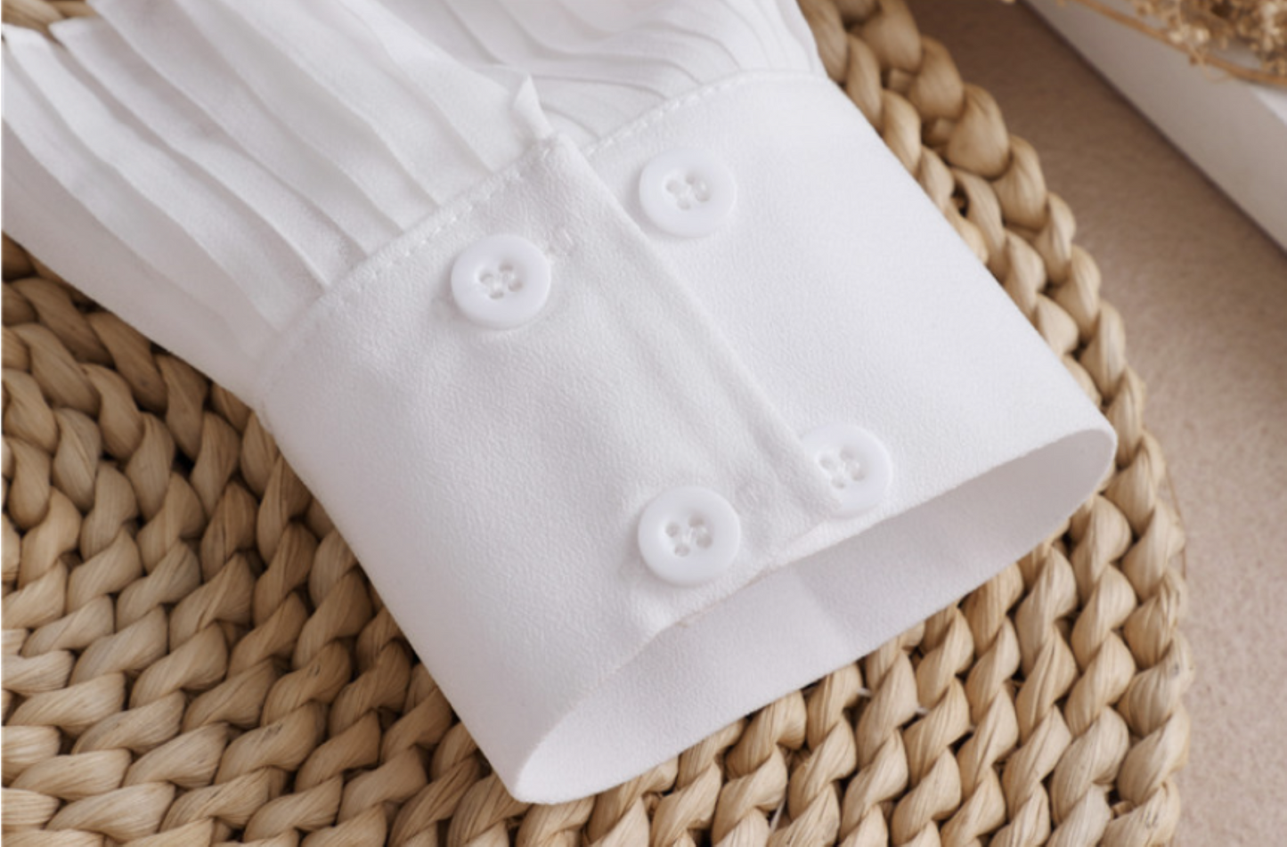 2 pcs / Off White, Black / Fake Wrist Cuffs, Fake Sleeve Cuffs, False Wrist Cuffs, Removable Wrist Cuffs SC058(K)