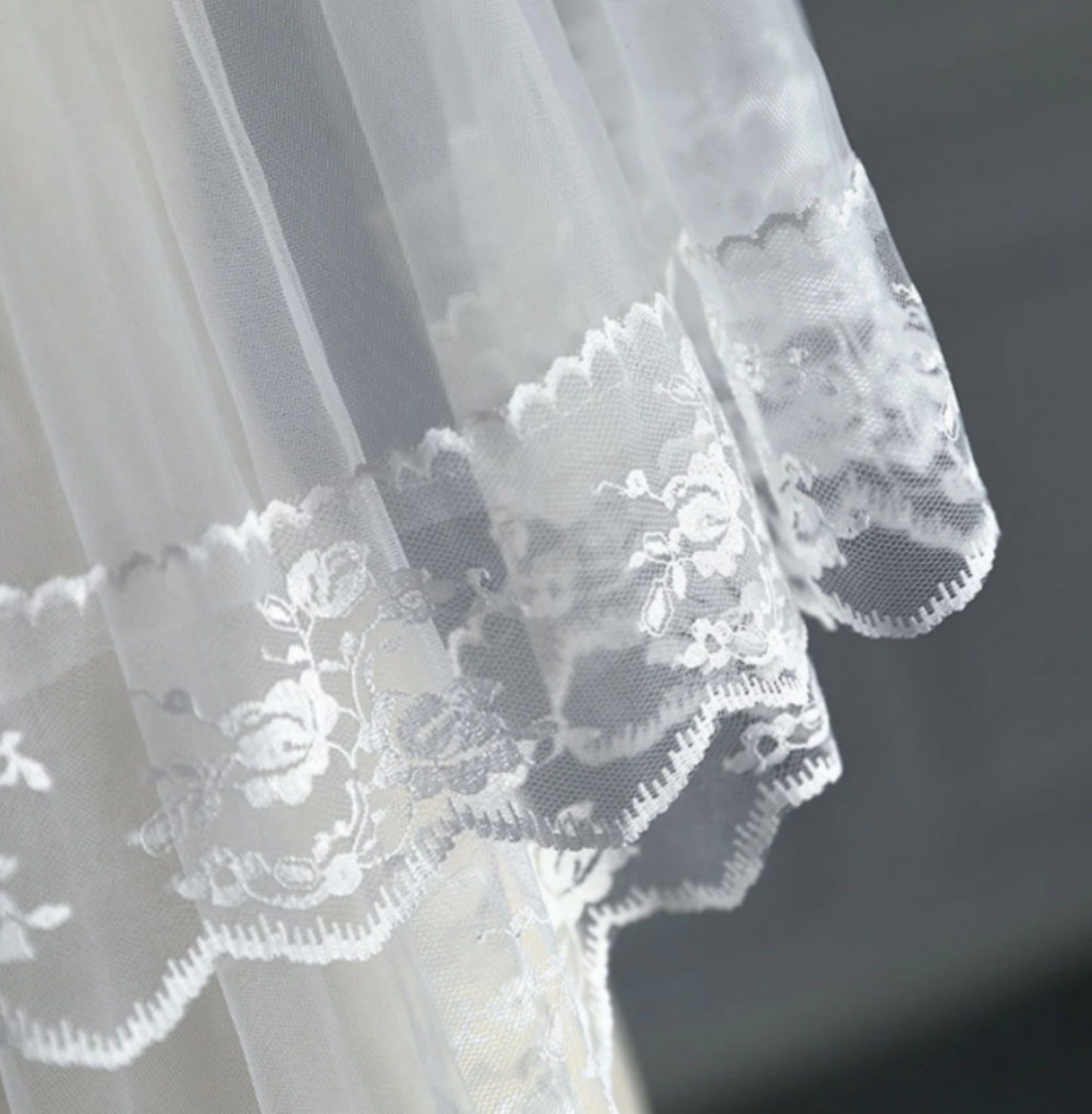 Off White Wedding Veil T053