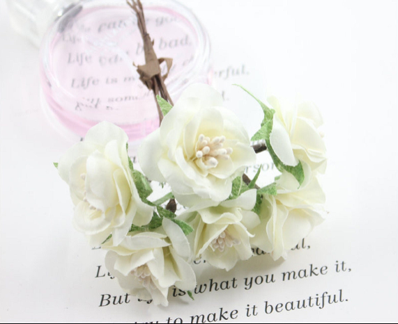 30 Pcs / 3cm / Mixed Mini Artificial Flowers Lot SF004