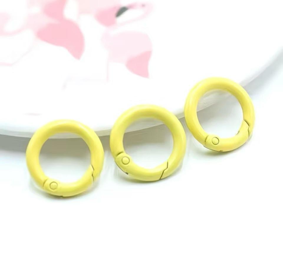 10 pieces / Random Colored Metal Spring Clasps O-Rings