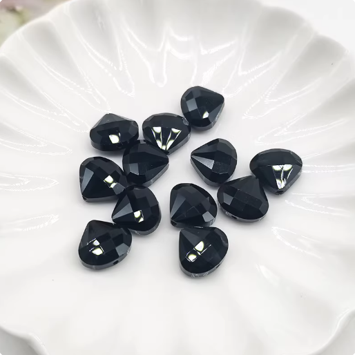 (Y204) 10 pcs / 12mm / Straight Hole Hot Balloon shaped crystal glass beads, DIY jewelry making