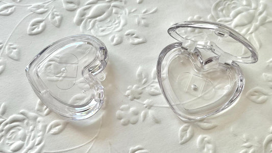 2 pcs / Love Heart Shape Empty Eyeshadow Case, Lipstick Box Pigment Palette Refillable Blush Highlighter Contouring Box, Makeup Dispenser