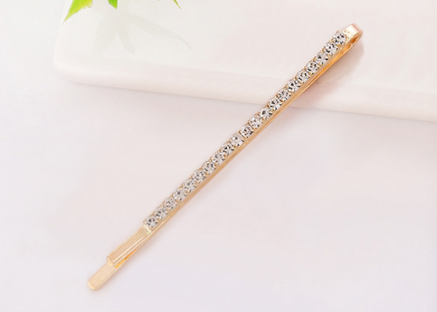 4 pcs / Crystal Hair Clips CC001