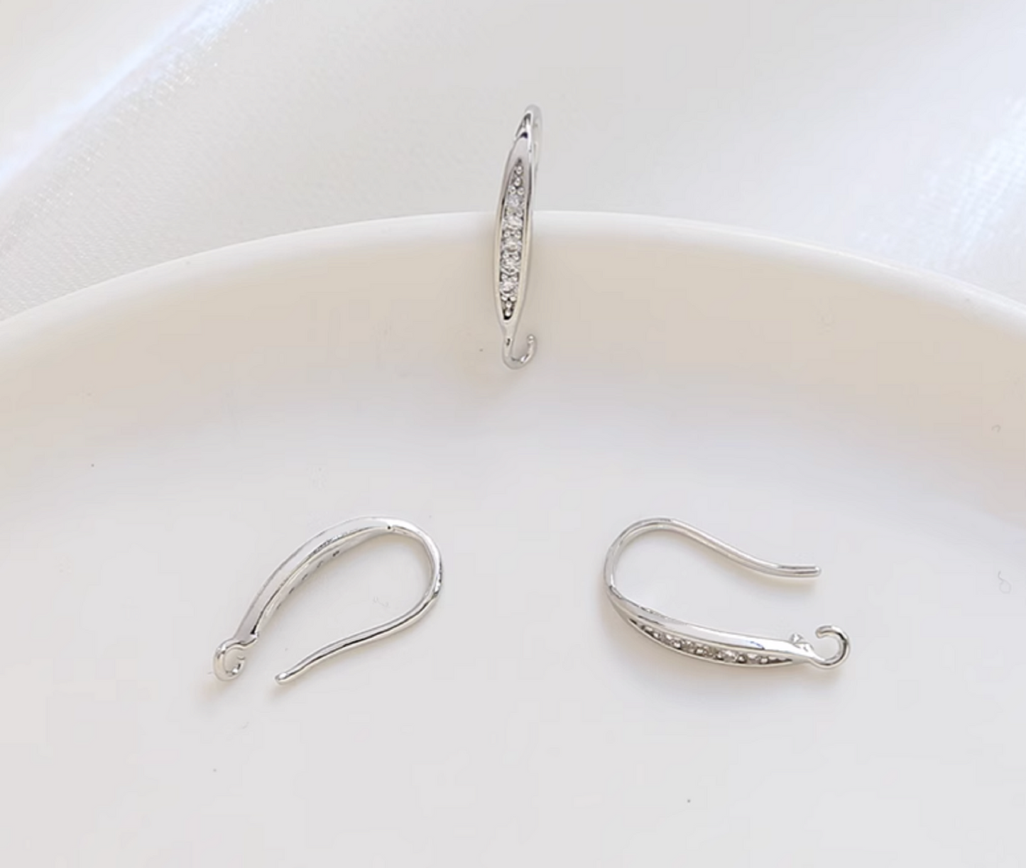 (EK111) 10 pcs / Gold Plated Earrings Hoop