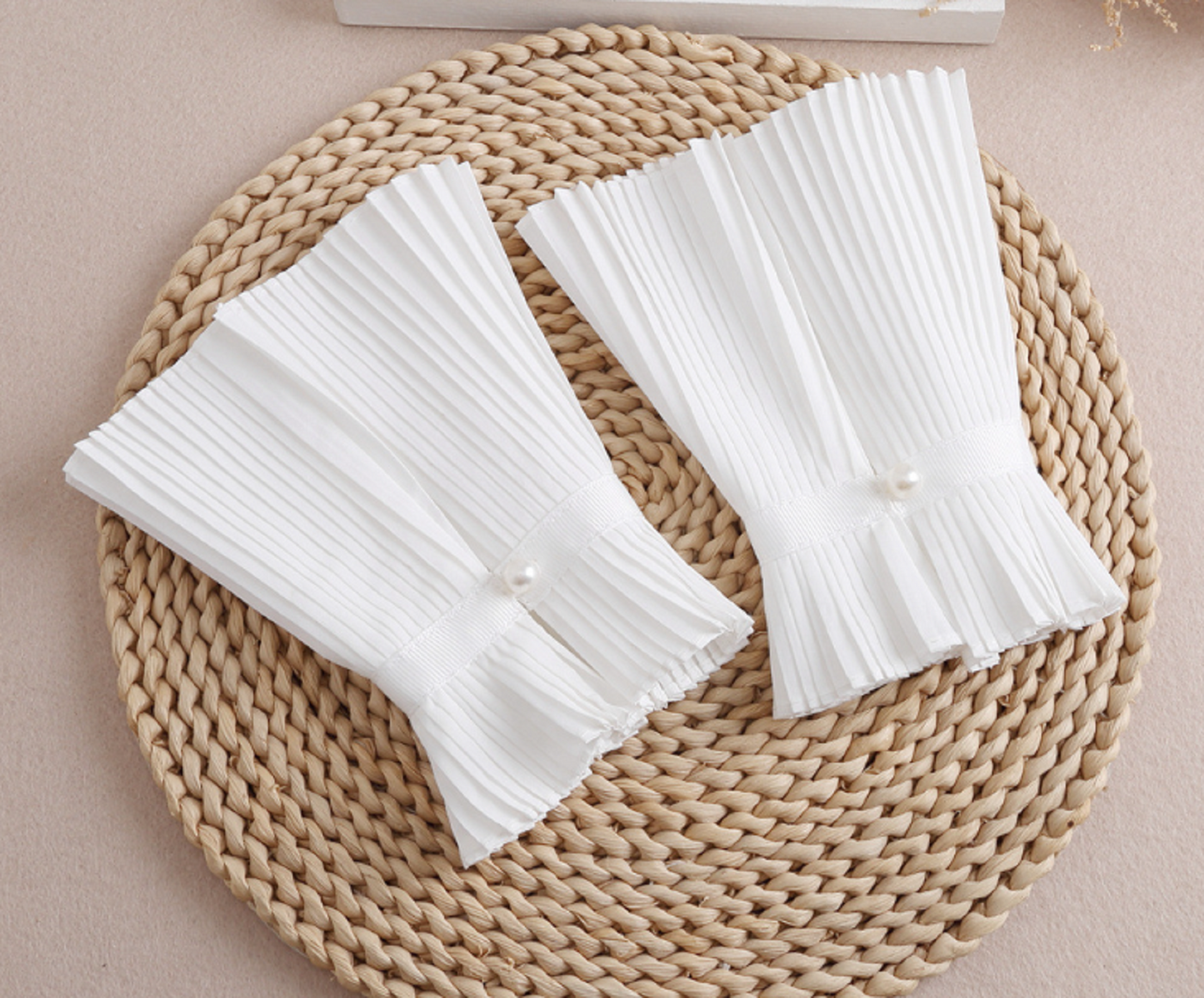 1 pair / Off White, black / Fake Chiffon Detachable Sleeve Cuffs, False Wrist Cuffs, Removable Wrist Cuffs SC509(K)