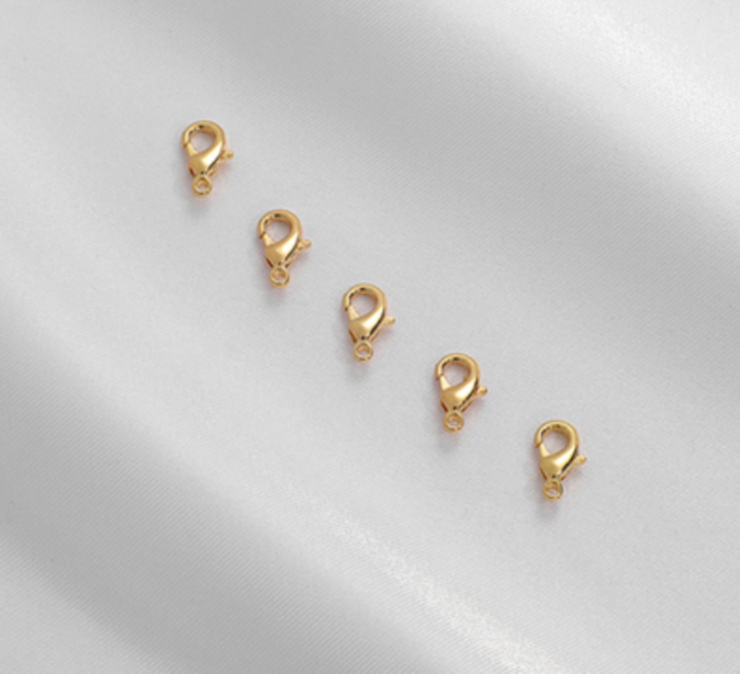 10 pcs / 10 x 6mm / Gold Plated Lobster Clasps, Jewellery Making Findings EK006