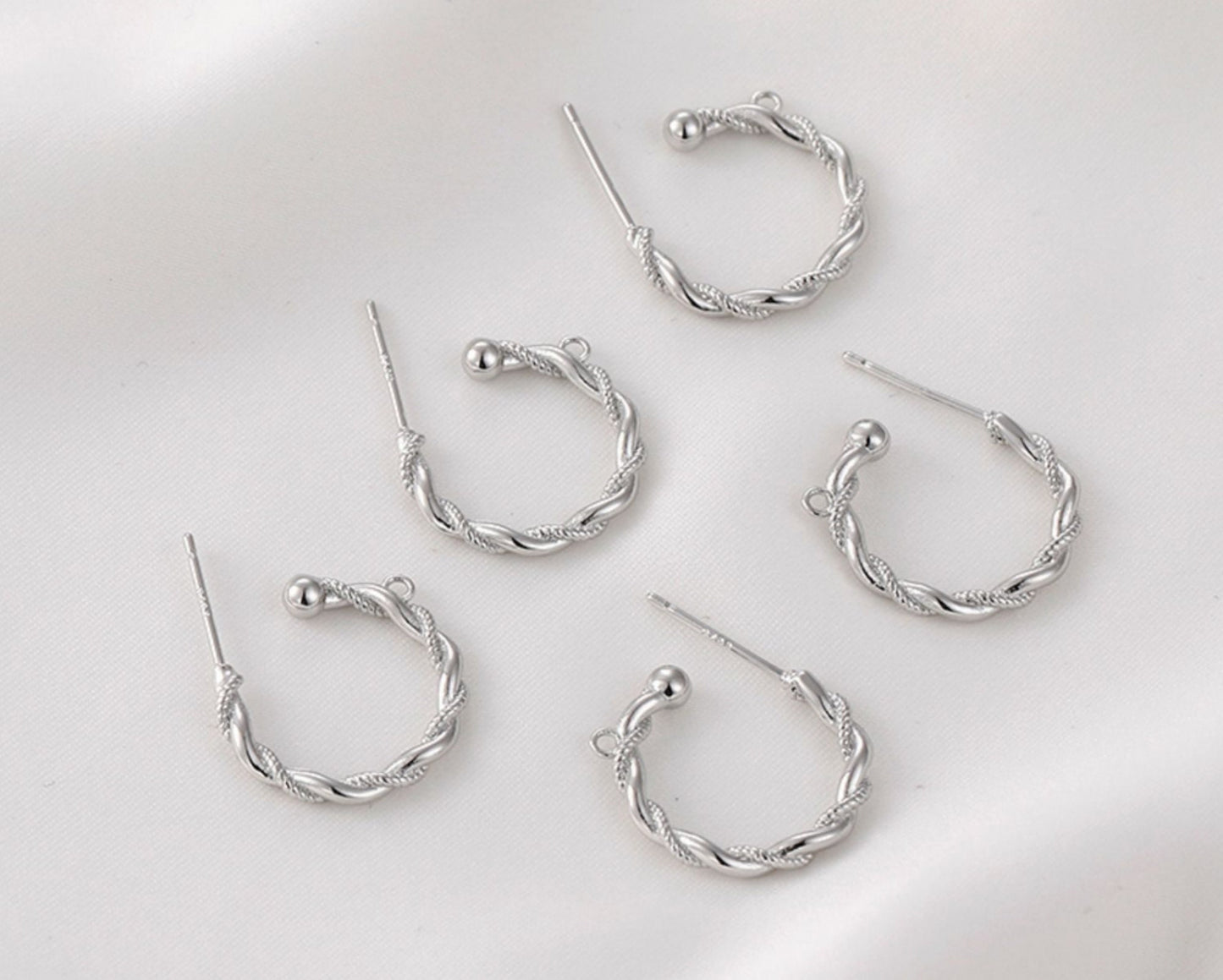 (EK45) 10 pcs / Gold Plated Earrings Hoop