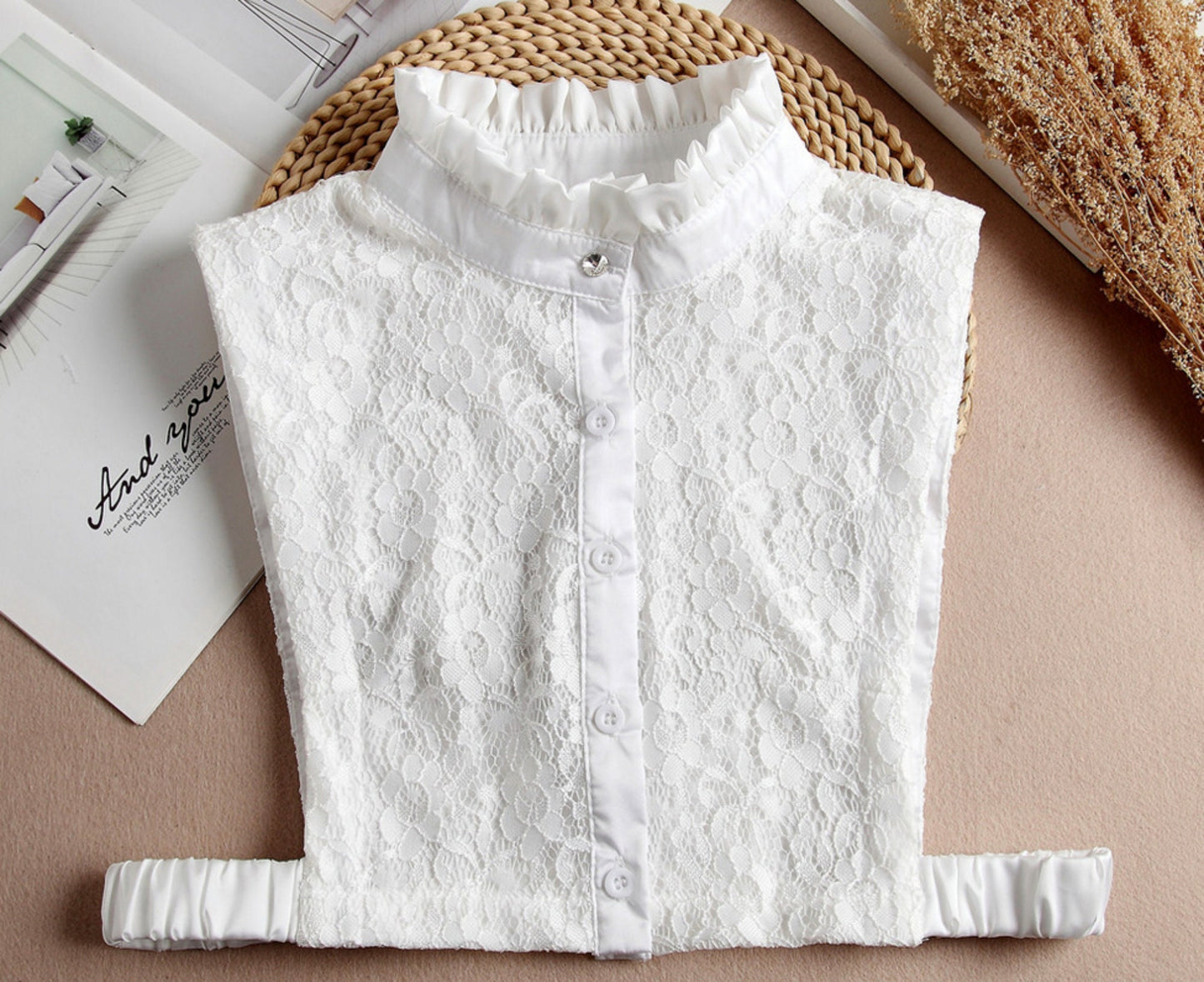 B619 / Fake Lace Collar, False Collar, Removable Collar