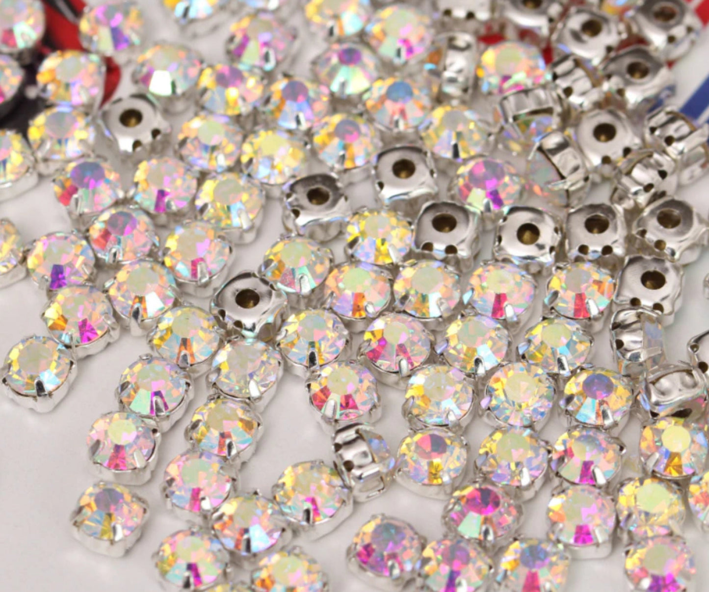 (S31) 100 pcs / 3mm-7mm / Base Sew On Rhinestones