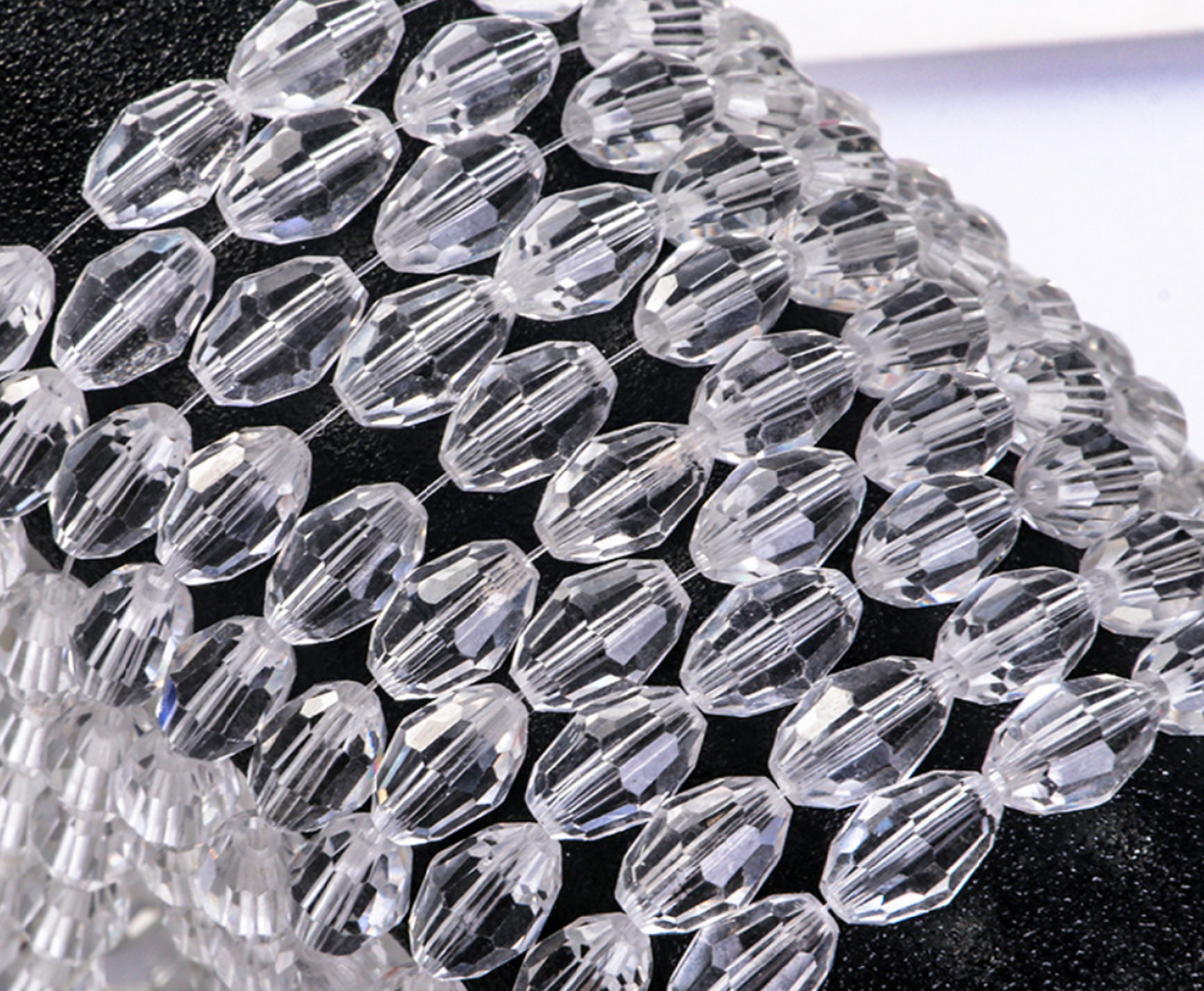 70 pcs / 6 x 8mm / Mix Oval Rice Crystal Beads