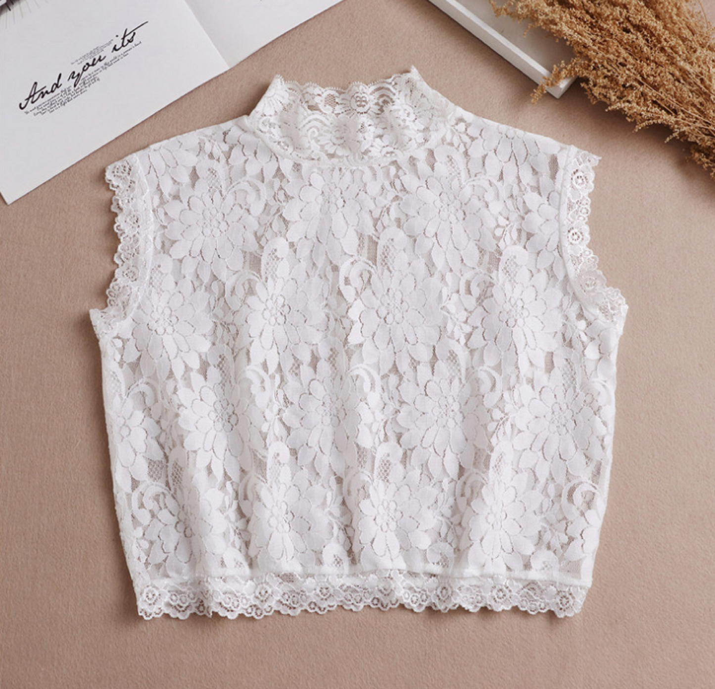 B657 / Off White Fake Lace Collar, False Collar, Removable Collar
