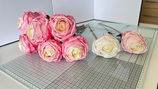 Stock clearance / Brand new / 5 bunches + 20 pcs / Artificial flowers, Wedding Flowers Bouquet