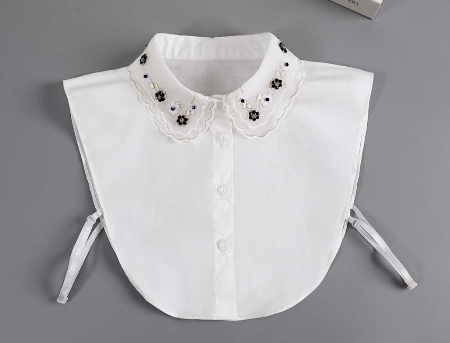 B819 / Off White, Black / Fake Collar, False Collar, Removable Collar