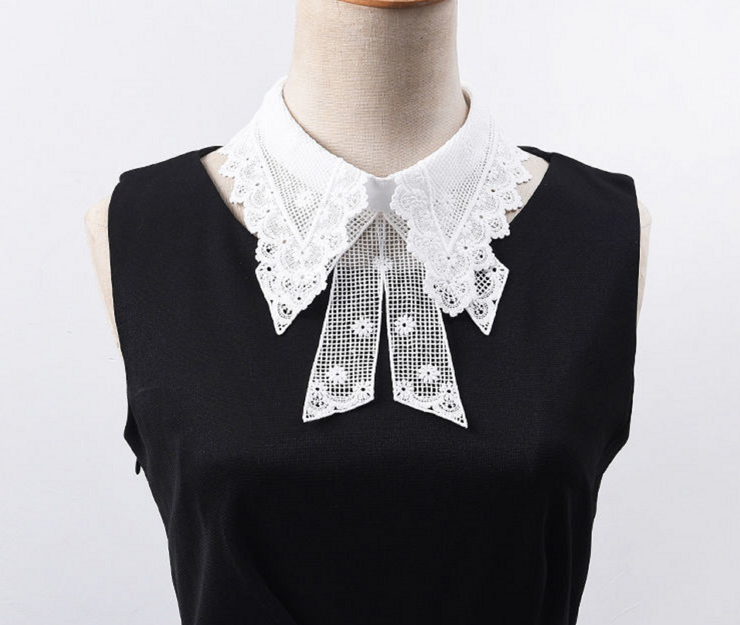Off White Fake Lace Collar, False Collar, Removable Collar B840 / B841 (K-small)