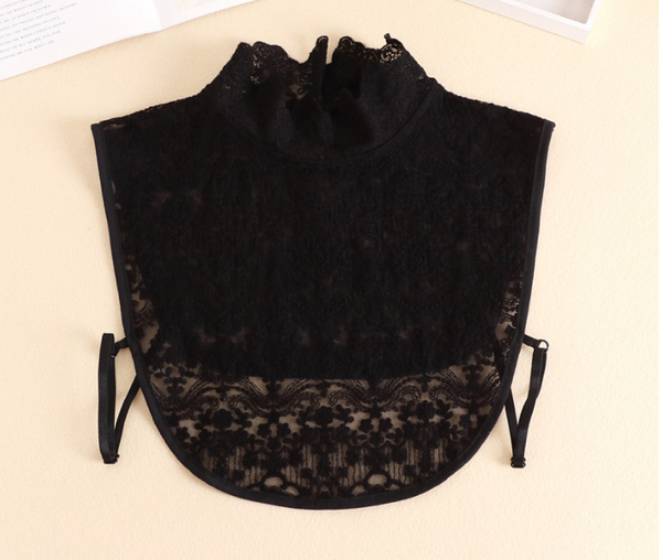 Off White, Black / Fake Lace Collar   B99(K)