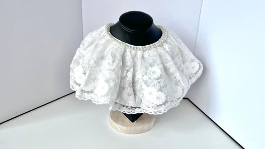 Off White / Baby Christening Bib, Lace Baby Bib, Elegant Collar    BW003