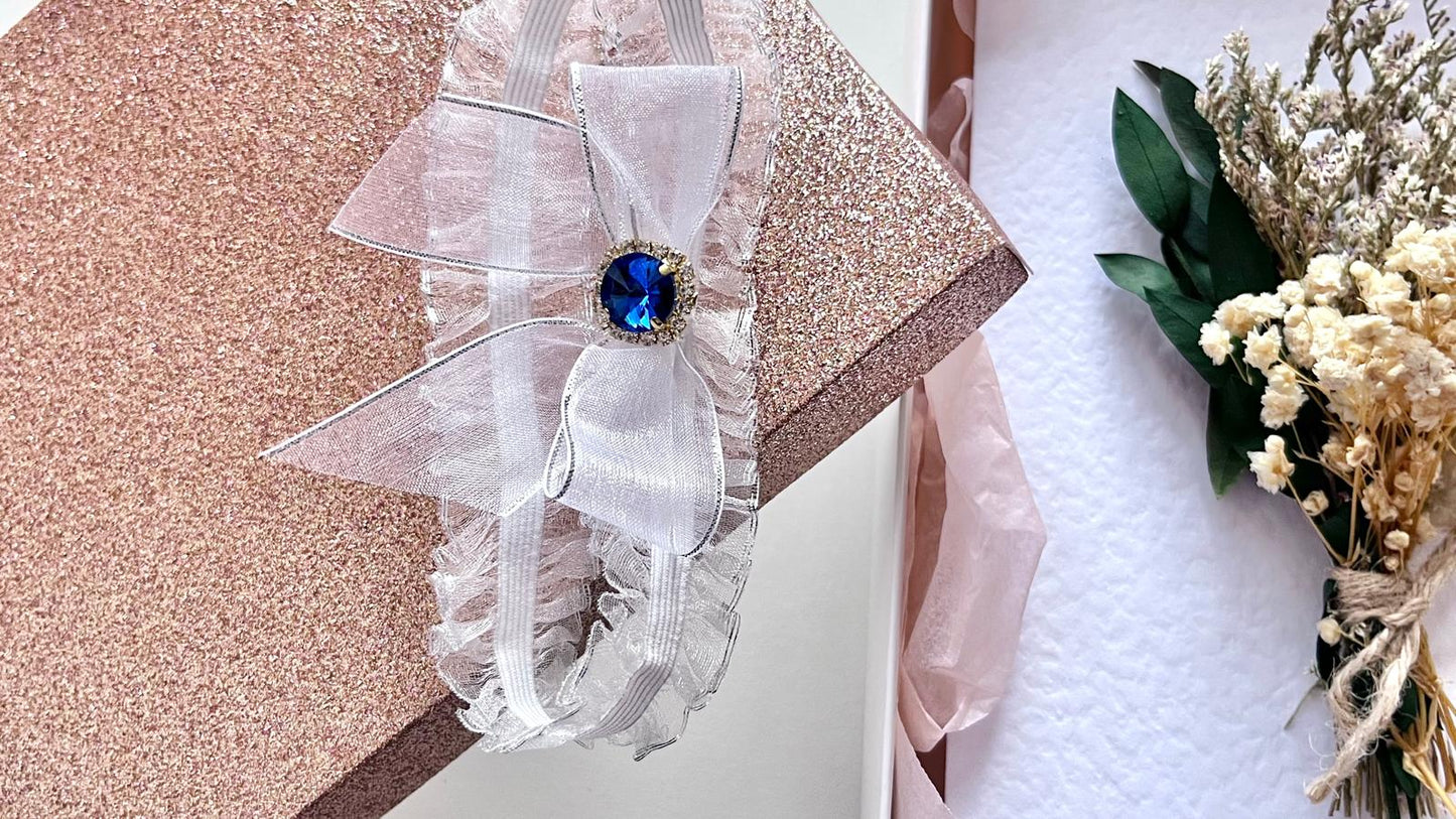 Luxury Birthday Gift for Her with Box, Handmade Flower Bouquet with Personalised Card, Floral Birthday Card for Girls Women C049