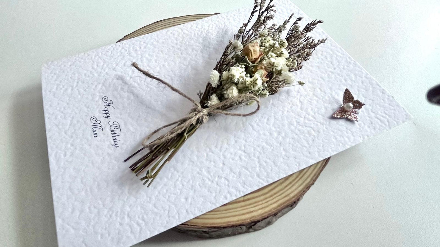 Luxury Birthday Gift for Her with Envelpe, Handmade Dried Flower Bouquet with Personalised Card, Floral Birthday Card for Girls Women C1101