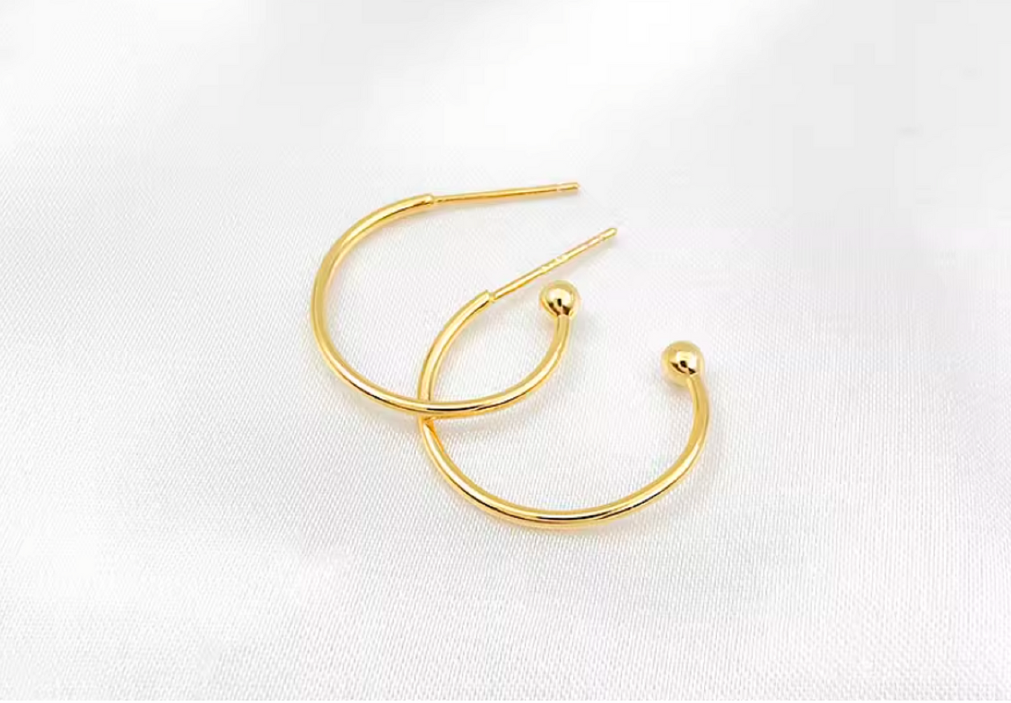 (EK30) 10 pcs / Gold Plated Earrings Hoop