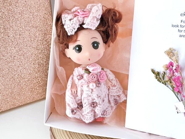 Luxury Handmade Personalised Dried Flower Birthday Card and Doll Keychain G004
