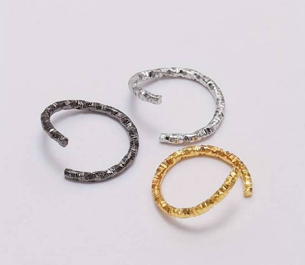 30 pcs Textured Round Hoops Connectors JR001