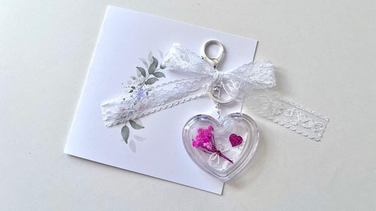 Handmade Flower Clear Acrylic Heart Keychain, Keyring KC005