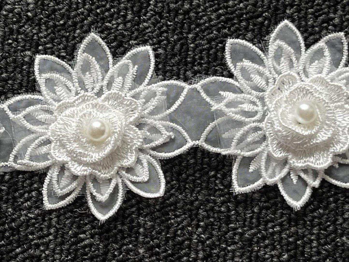 50cm x 6cm / Orangza Floral Lace Trim  LF049