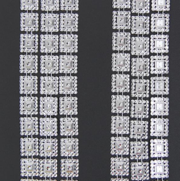 2 Meters / Plastic Rectangle Rhinestone Trim LS-00087