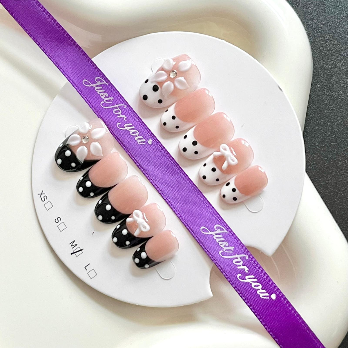 (N002) 1 set Press on Nails without tool