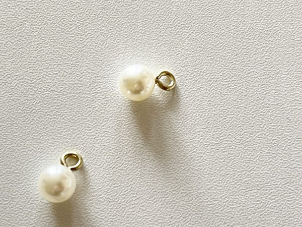 20 pcs / 8mm /Single Loop Pearl Beads Charms P063