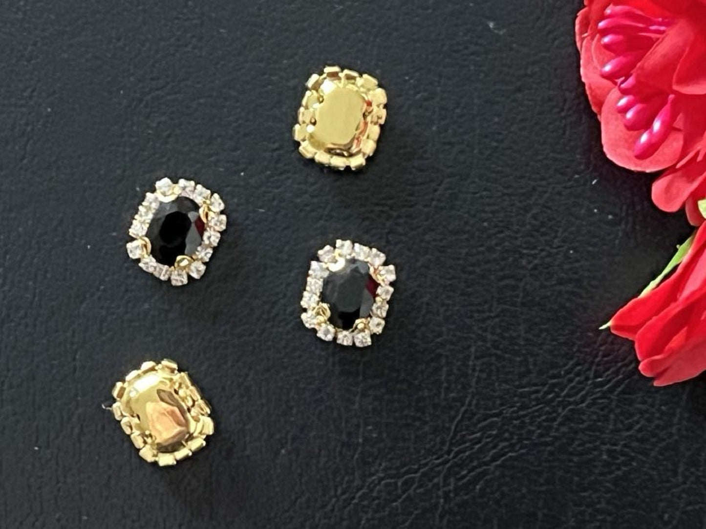 S12G (Moca) 10 Pcs / 8 x 10mm / Gold Colour Base Sew On Oval Crystals