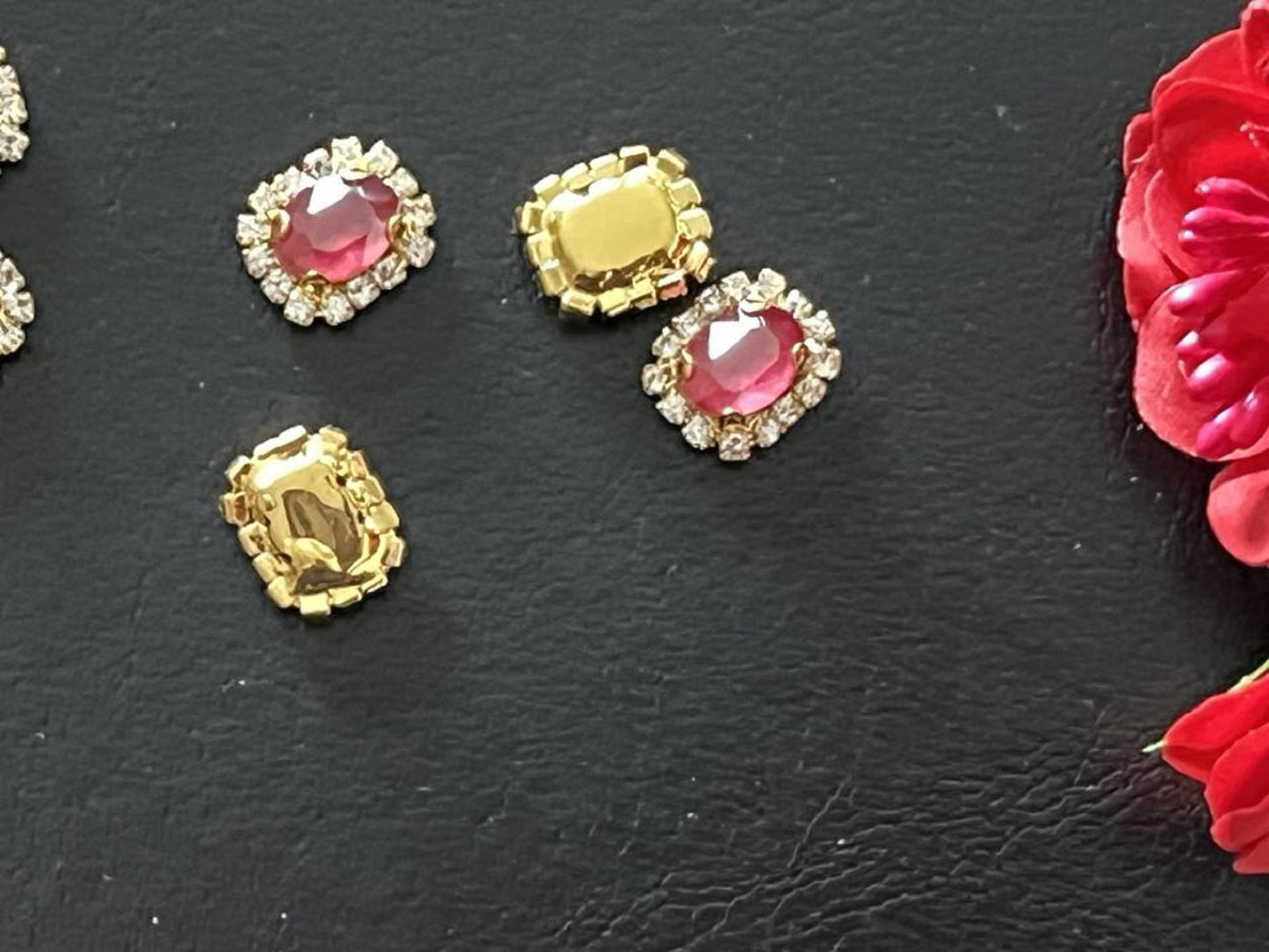 S12G (Moca) 10 Pcs / 8 x 10mm / Gold Colour Base Sew On Oval Crystals