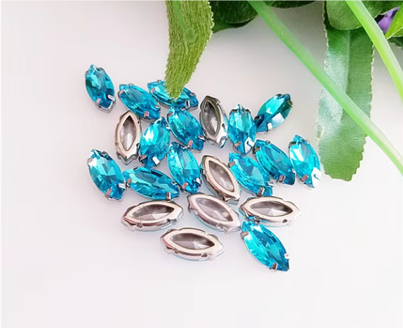 ( S61S)  20 pcs / 7 x 15mm / K9 Eye Horse Glass Sew On Rhinestones Silver with Claw, Crystal Stones Diamond For Wedding Dress Clothes