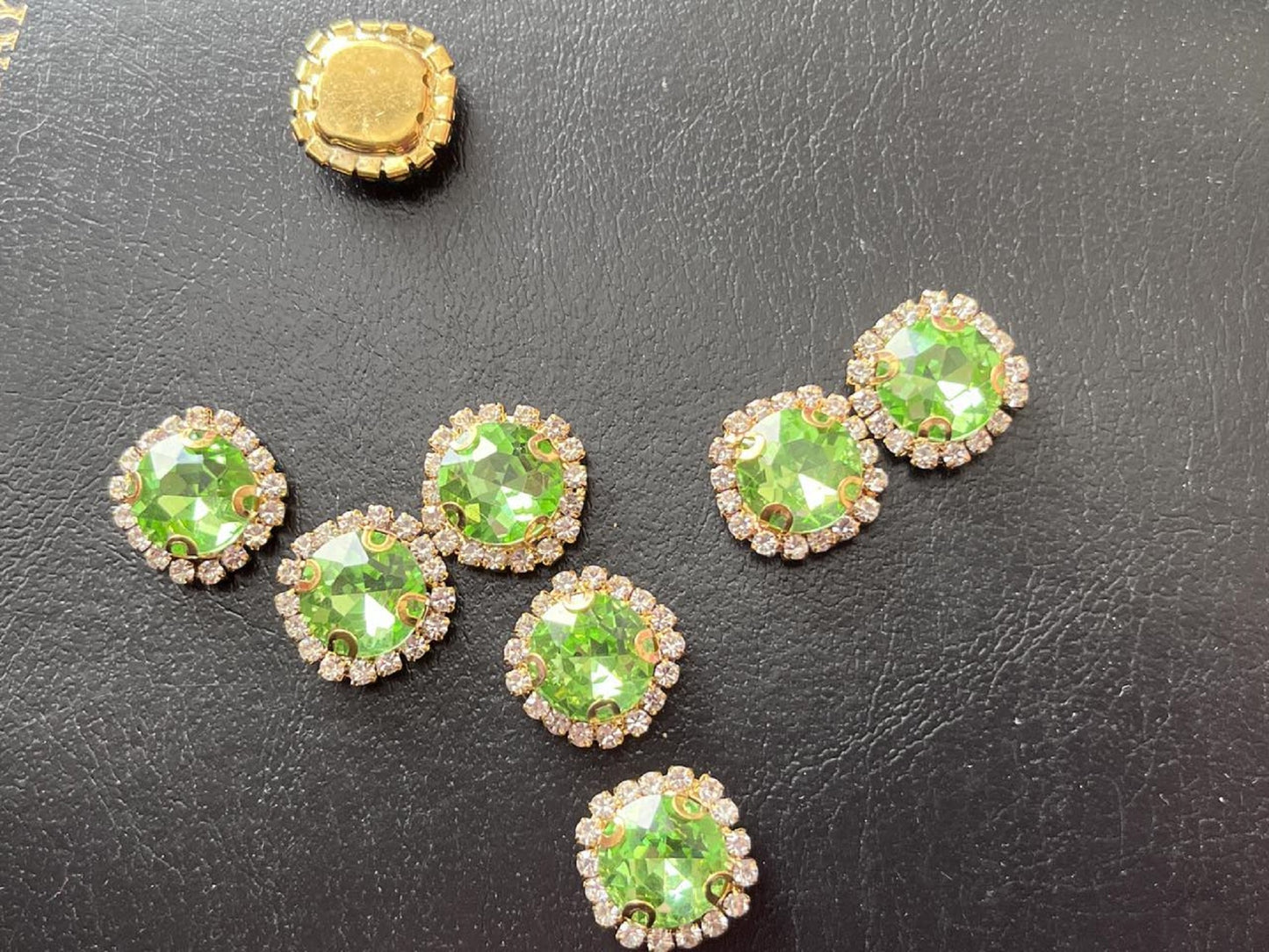 (S13G)  10 Pcs / 16mm, 18mm / Gold Sew On Square Rhinestone