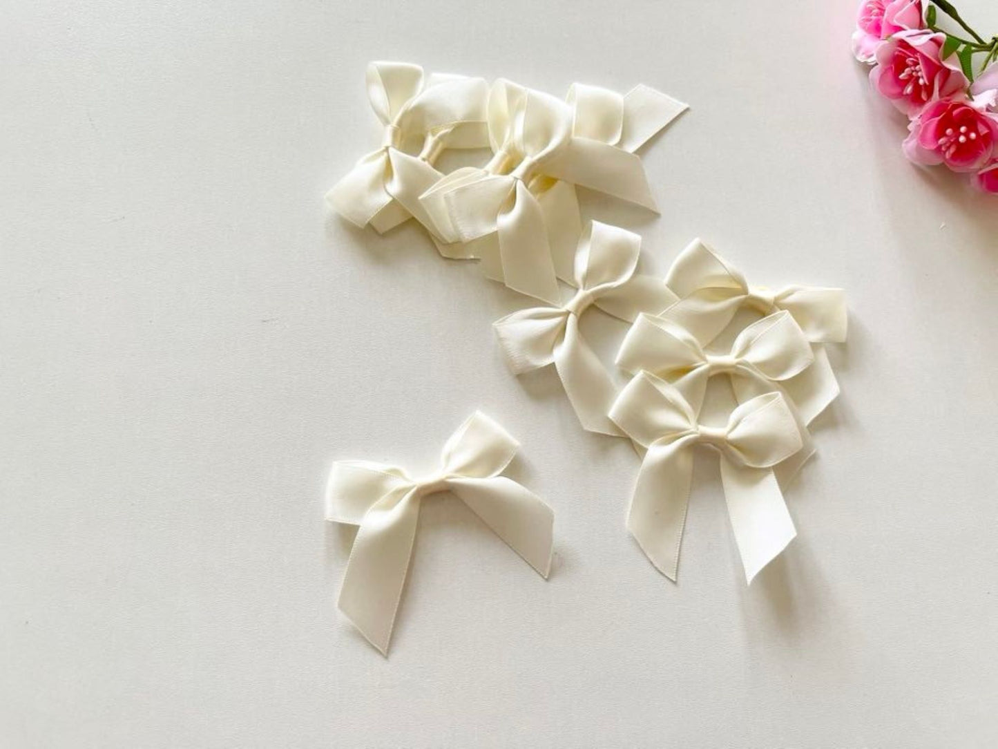 7cm / 30 pcs Mixed Handmade Double bows BW004