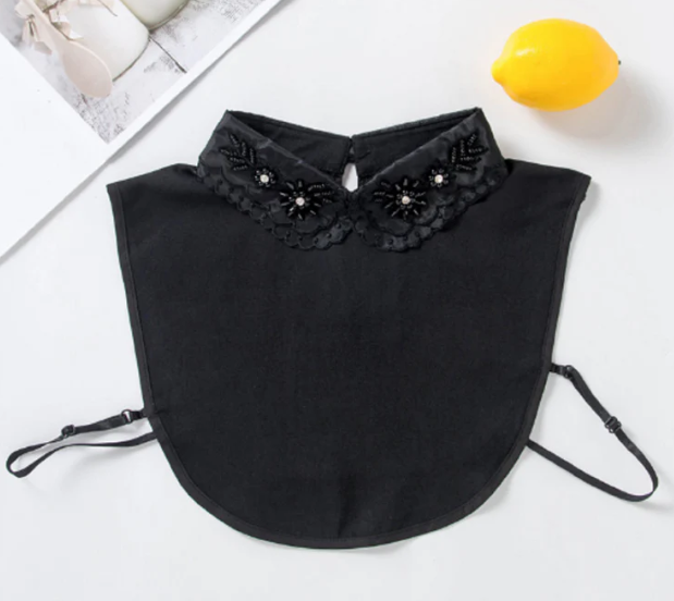 B5(K) Off White, Black / Fake Lace Sleeve Cuffs, False Collar, Removable Collar