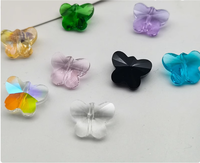(Y203)  10 Pcs / 14mm / High Quality straight Hole Glass Butterfly Beads, DIY Jewellery Making