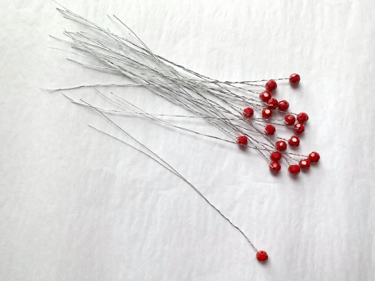 20 Stems / 8mm / Flower Bead Sprays FS85