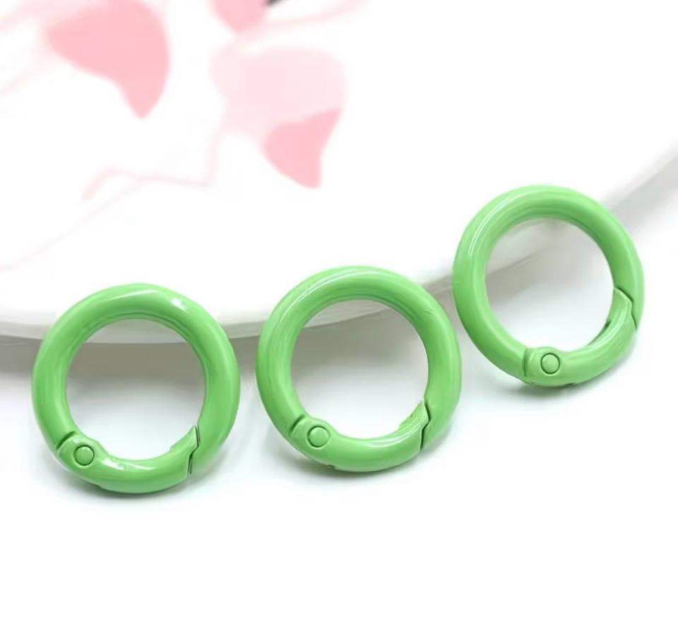 10 pieces / Random Colored Metal Spring Clasps O-Rings