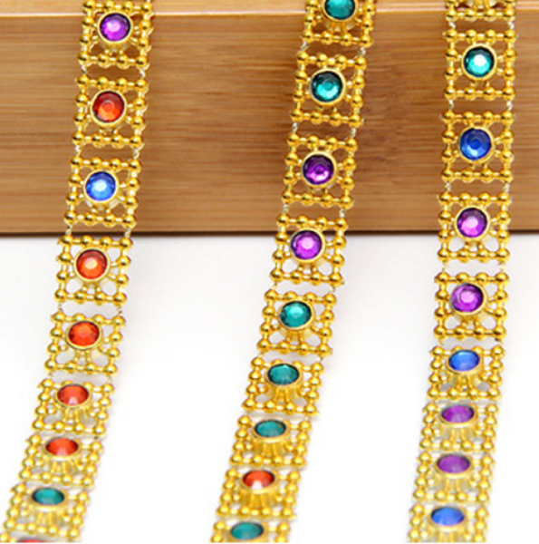 3 Meters / Plastic Rhinestone Trim LD-105