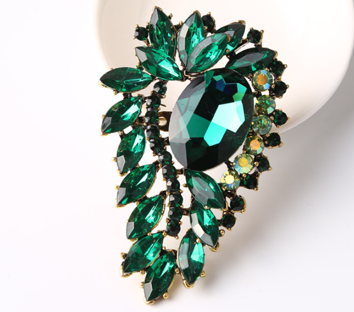 8 x 5.2cm / Large Crystal Brooch BR0037
