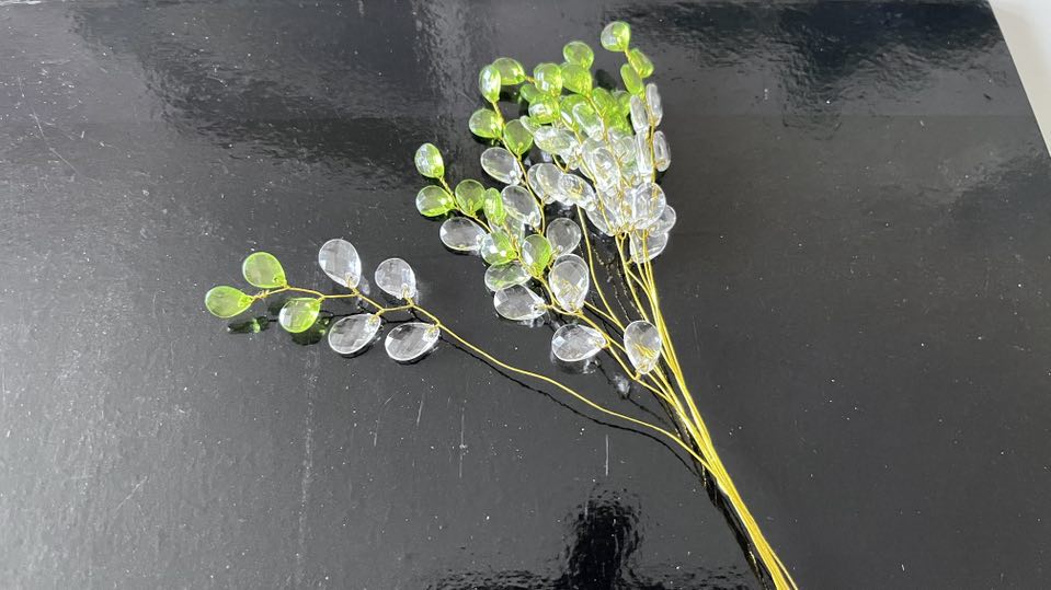 10 Stems / Acrylic Bead Leaf Spray  FS21G (MIXED + clear)