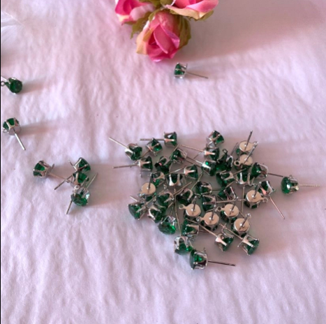 20 pcs / Silver Base / DIY  Zirconia Stud Earrings with Loops + Ear Stoppers    E53