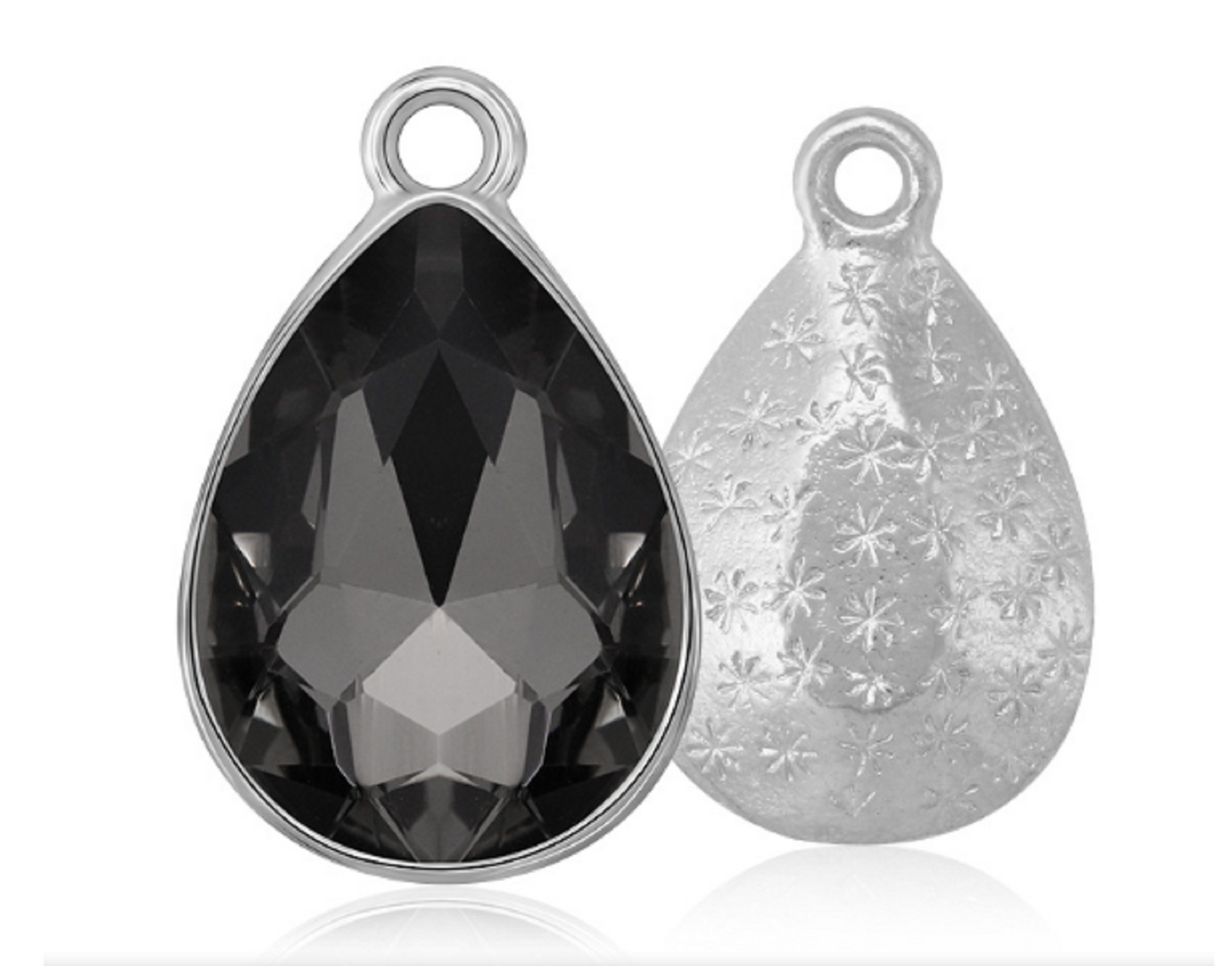 ( P048S)  10 pcs / 7 x 10mm / Silver base Teardrop Glass crystal Pendant