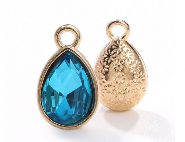 10 pcs / 7 x 10mm / Gold base Teardrop Glass crystal Pendant  P048G