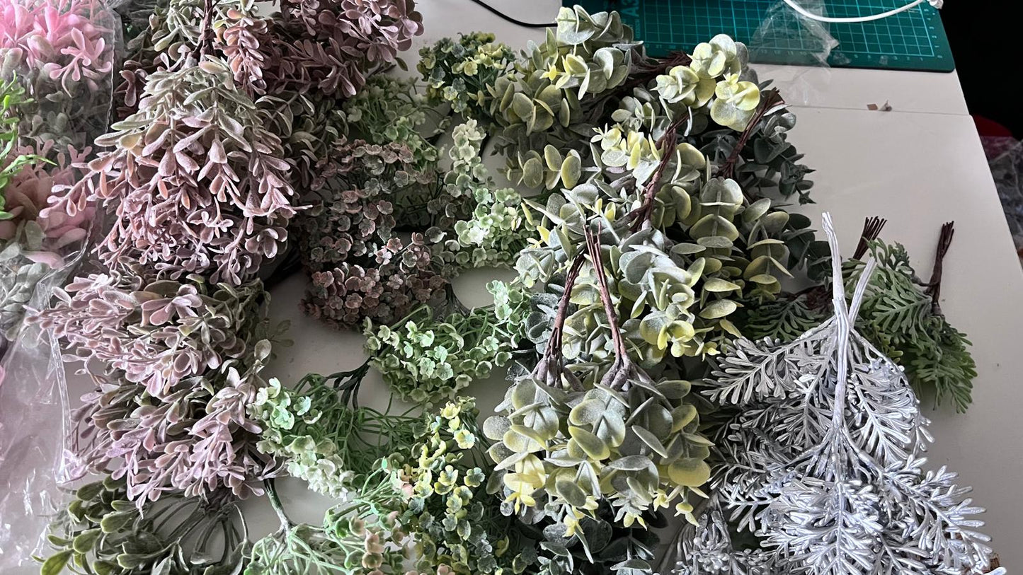 Stock clearance / 62 bunches / Brand new artificial leaves, wedding bouquet, flower arrangement