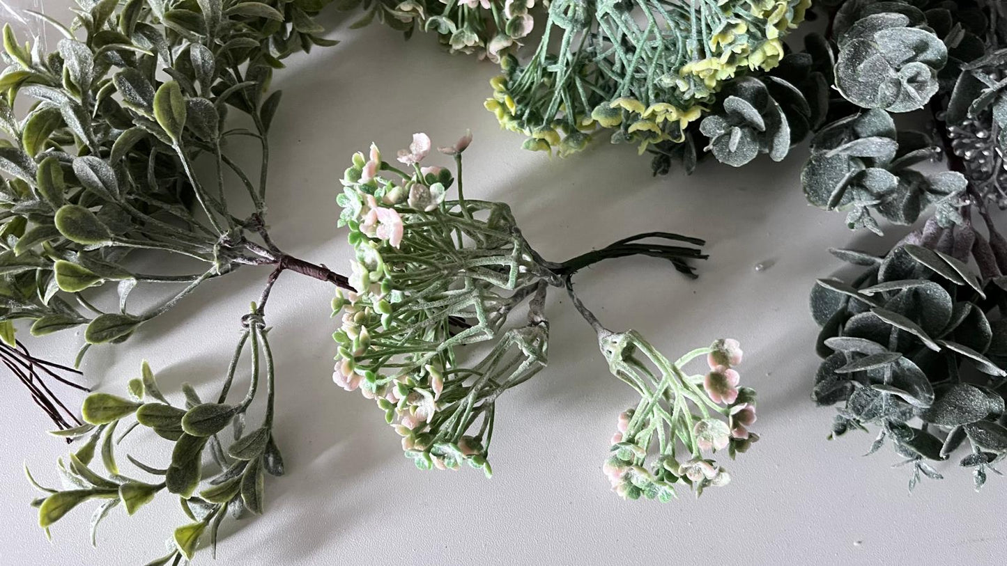 Stock clearance / 62 bunches / Brand new artificial leaves, wedding bouquet, flower arrangement